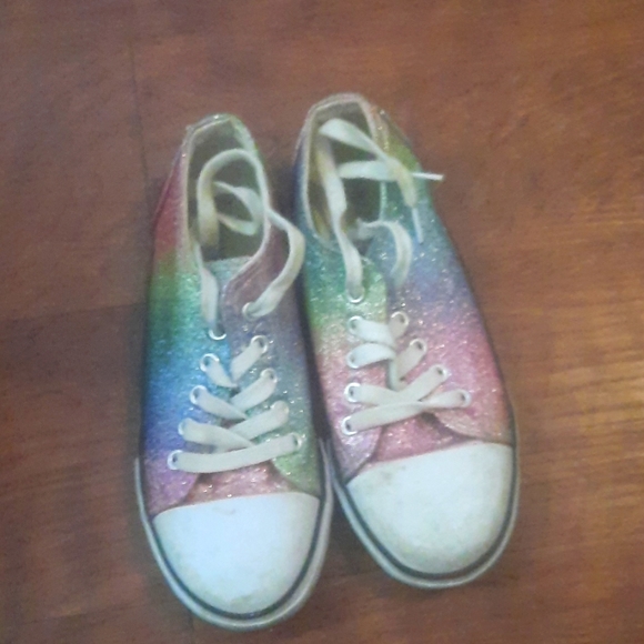 Shose - Picture 1 of 1